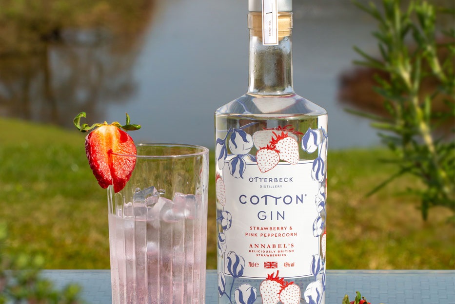 Image for Otterbeck Distillery launches two new gins
